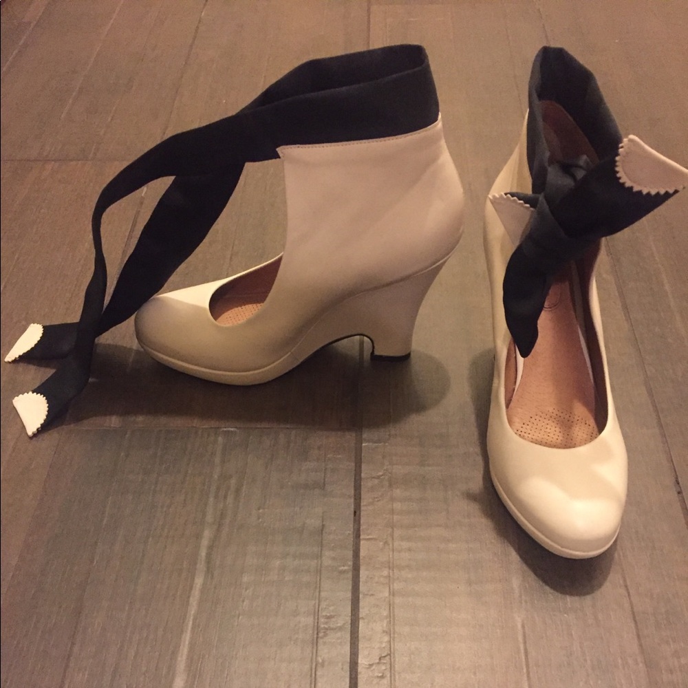 Corso Como “Dodie” Bootie/Heel Sz 6.5